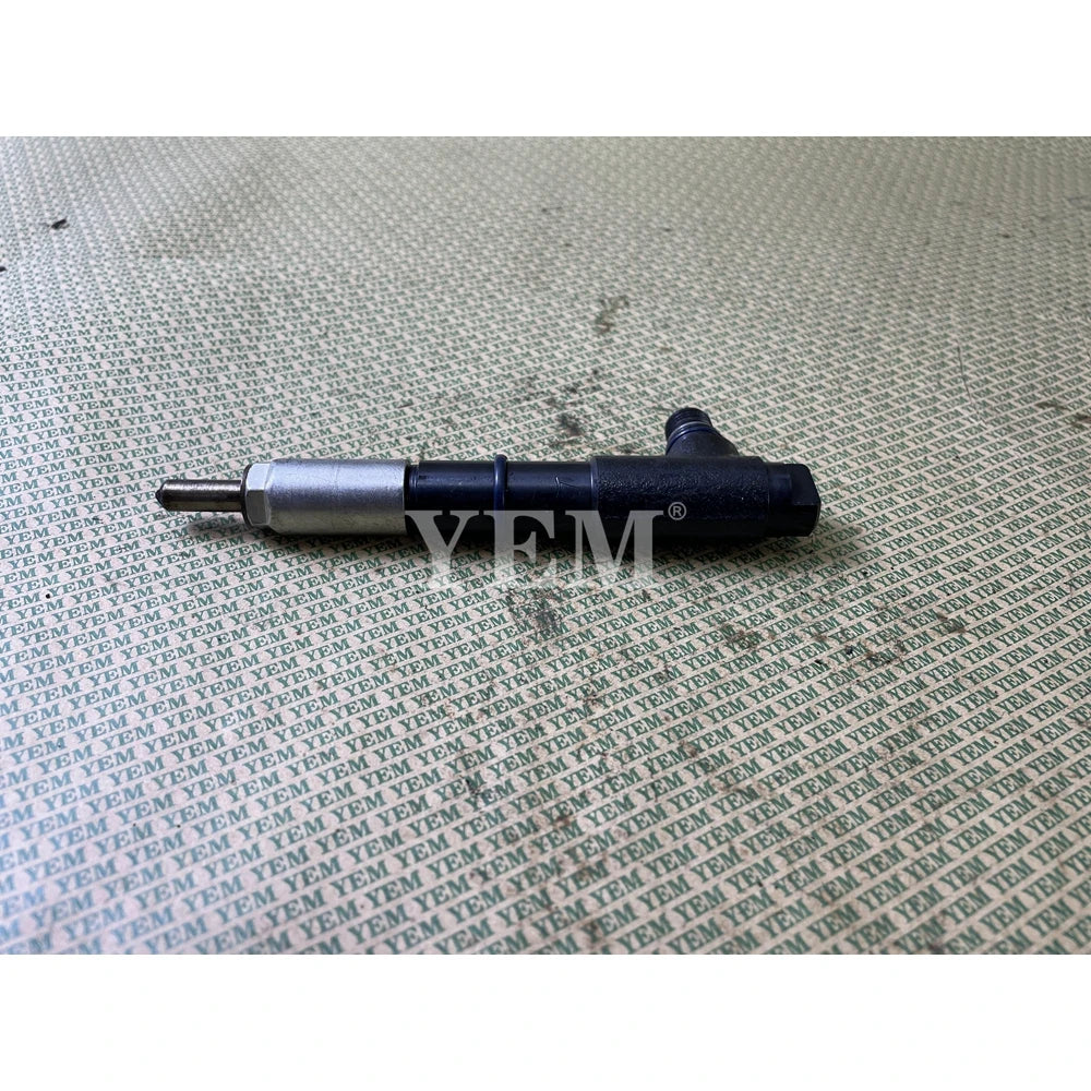 SECOND HAND 1J550-53000 FUEL INJECTOR FOR KUBOTA V3800 DIESEL ENGINE PARTS For Kubota