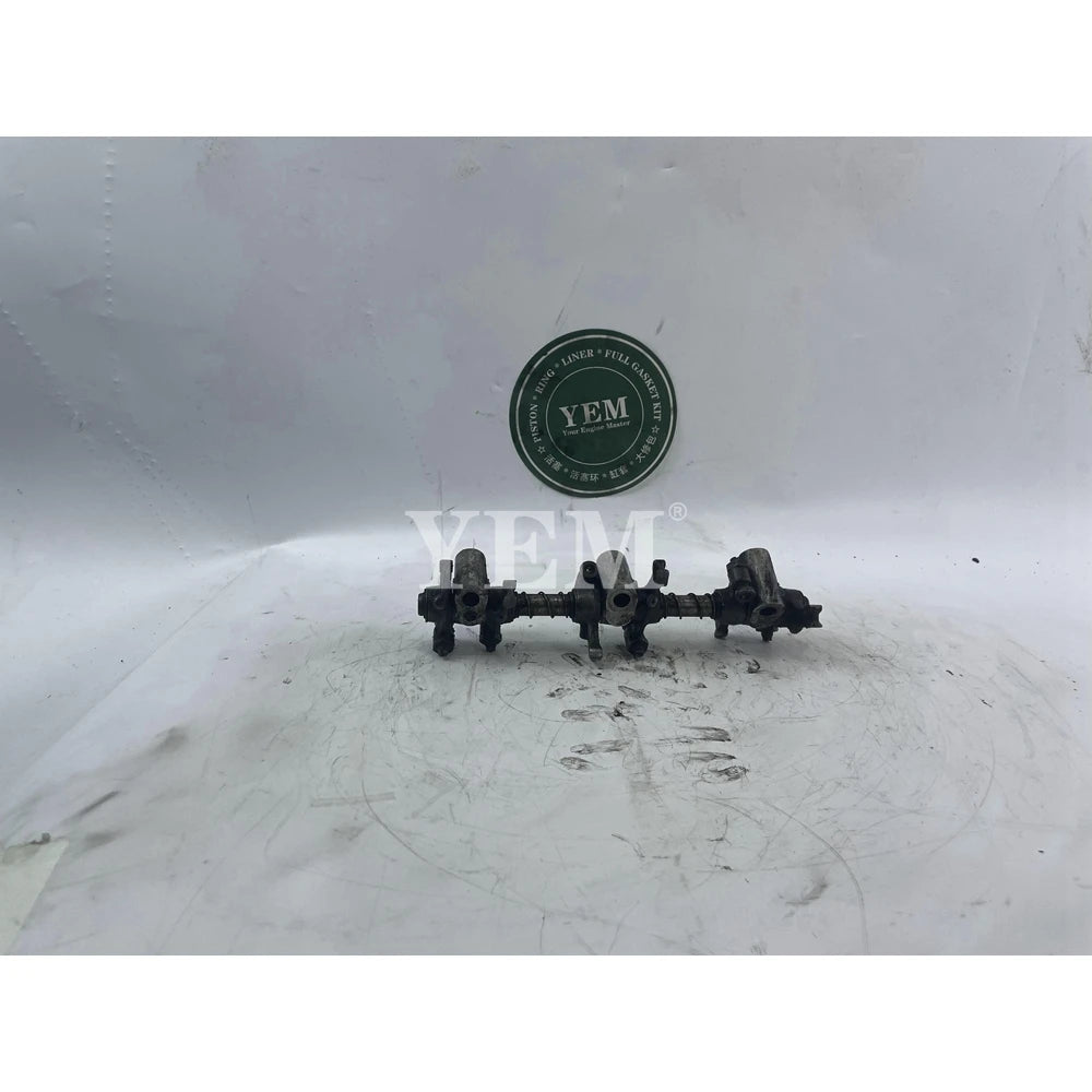 FOR KUBOTA ENGINE D1402 ROCKER ARM ASSY (USED) For Kubota