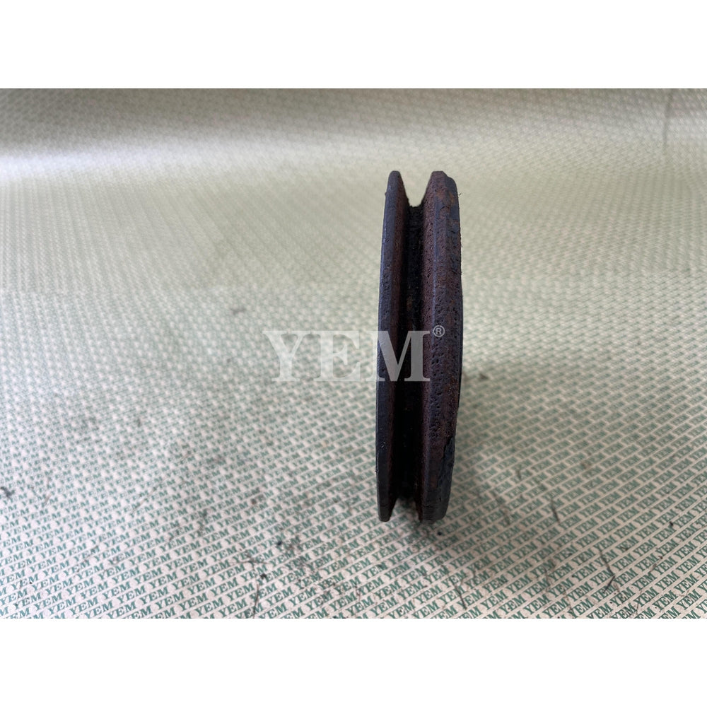 USED L2E CRANKSHAFT PULLEY FOR MITSUBISHI DIESEL ENGINE SPARE PARTS For Mitsubishi