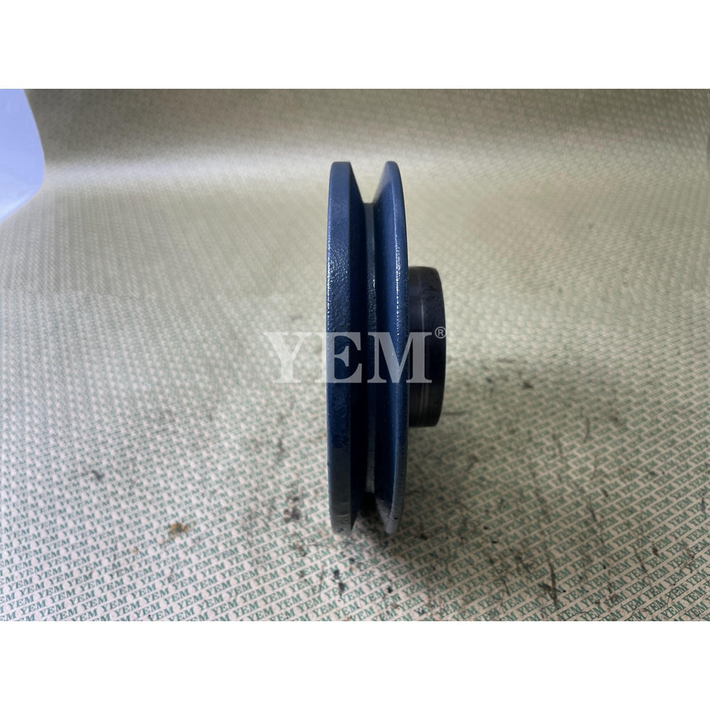 V2607 CRANK PULLEY 1G777-74282 FOR KUBOTA (USED) For Kubota