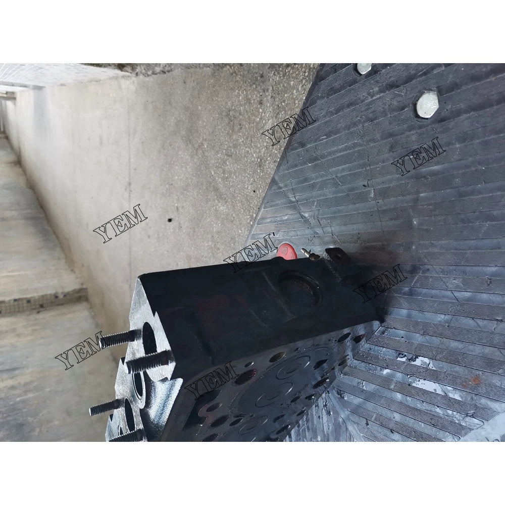 competitive price Cylinder Head Assembly For Kubota V2403-IDI excavator engine part YEMPARTS
