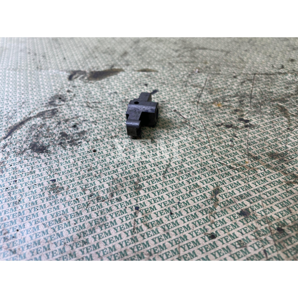 USED VALVE BRIDGE FOR KUBOTA V2607 ENGINE For Kubota