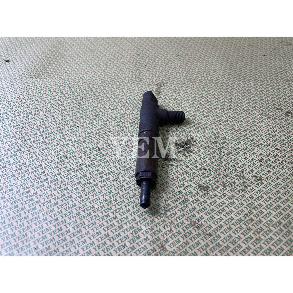 USED V2203DI INJECTOR FOR KUBOTA DIESEL ENGINE SPARE PARTS For Kubota