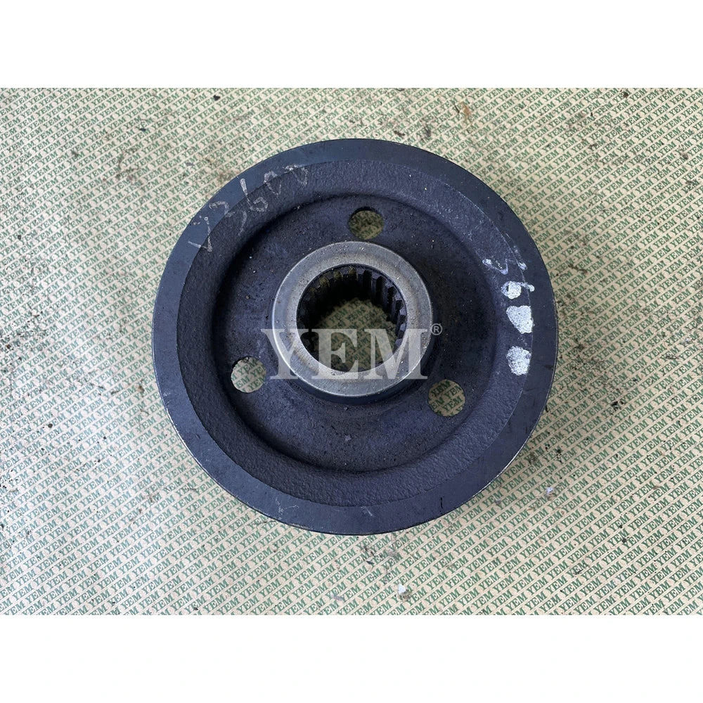 USED V3600 CRANKSHAFT PULLEY FOR KUBOTA DIESEL ENGINE SPARE PARTS For Kubota