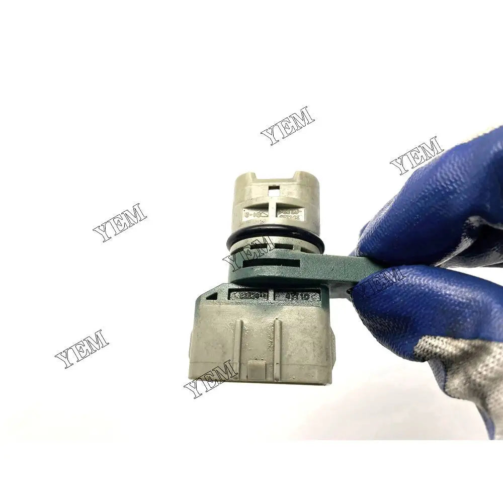 1 year warranty V3800-CR Assy Connector 1J574-65830 For Kubota engine Parts YEMPARTS