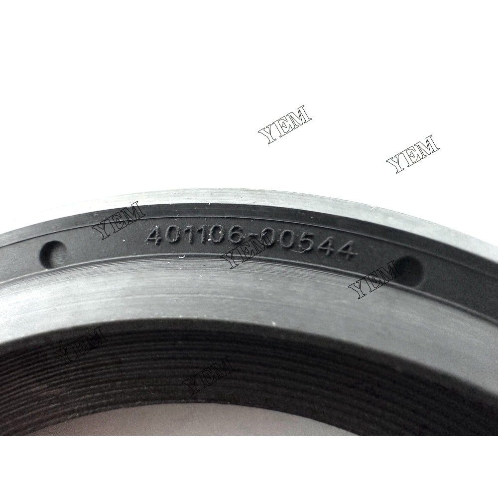 Fast Shipping 401106-00544 Crankshaft Front Oil Seal For Doosan D34 en