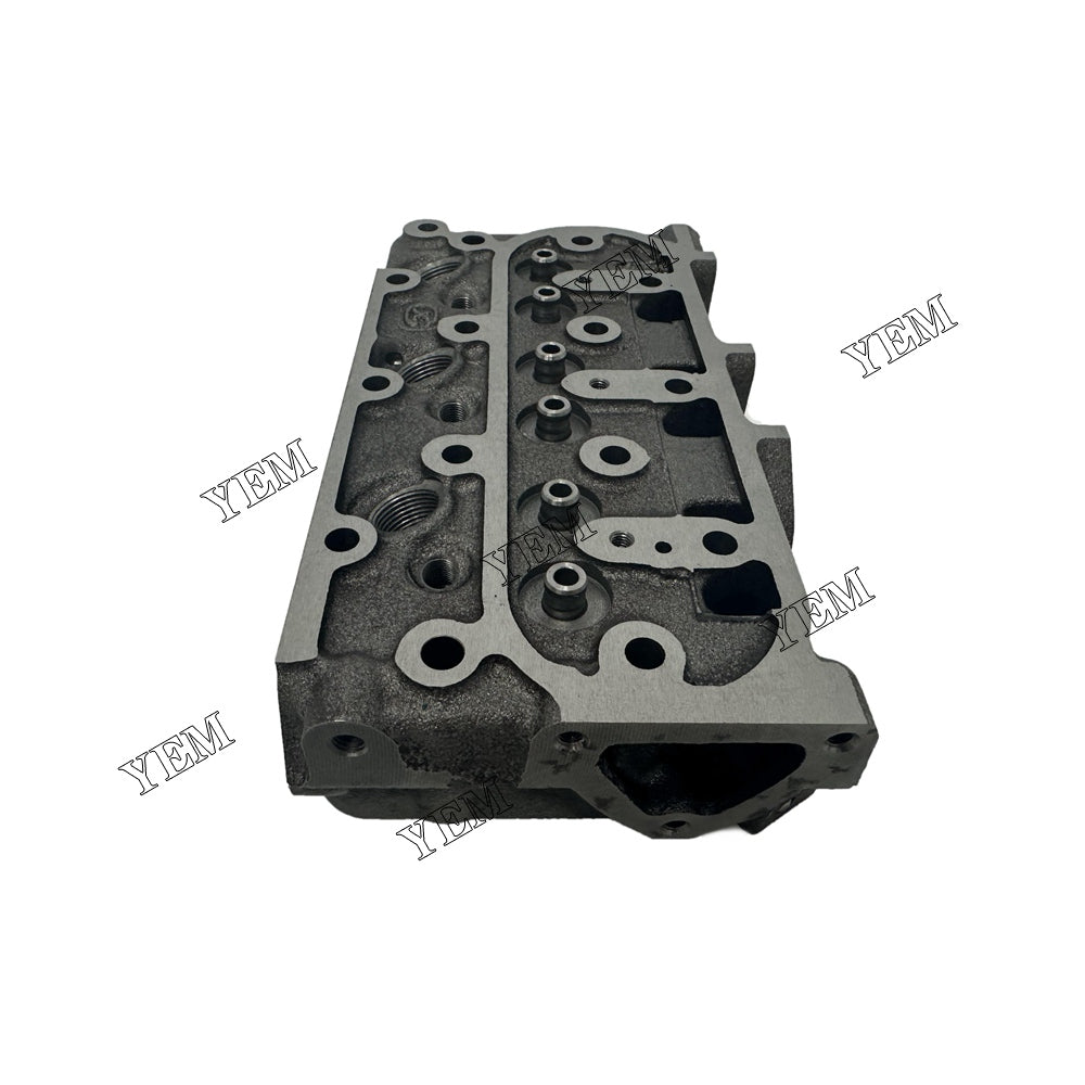 For Kubota Cylinder Head D600 Engine Spare Parts YEMPARTS