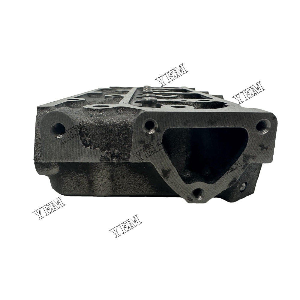 For Kubota Cylinder Head D600 Engine Spare Parts YEMPARTS