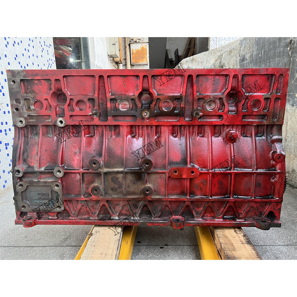 For Doosan Cylinder Block DL08 Engine Spare Parts YEMPARTS